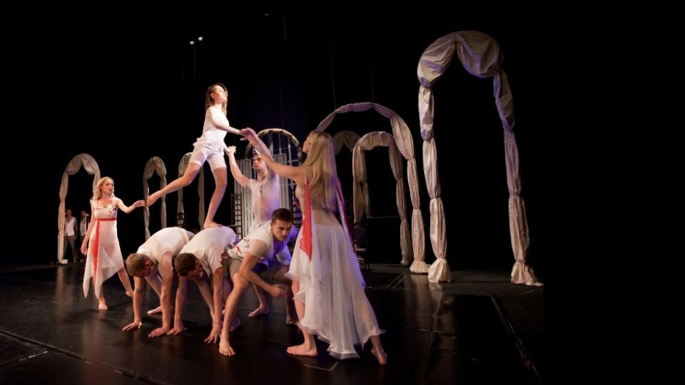 Summer International Workshop – “Acting in Physical Theatre”