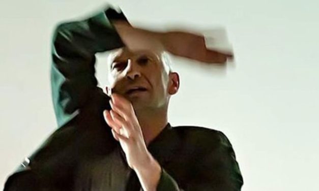 Open Call For 4 Dancers For The New Production “To Be Kind”